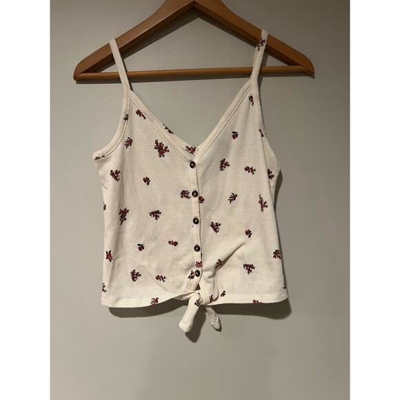 wild fable Tops - Wild Fable Floral Crop Top